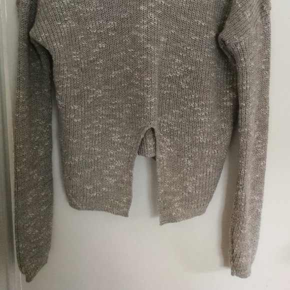 trendy sweater - Picture 2 of 2